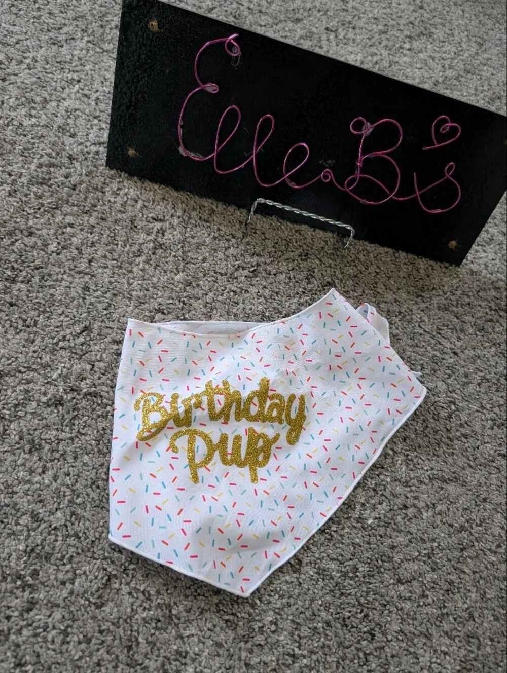 Nwot White 'Birthday Pup' Bandana with Gold Glitter Script l/Xl